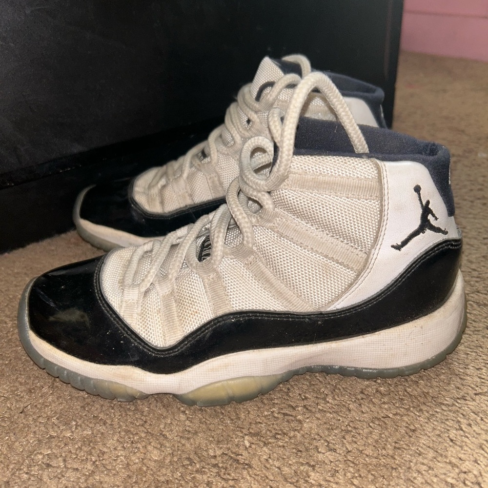 Jordan 11s